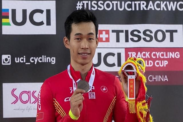 意大利名将夺得男子自行车比赛金牌