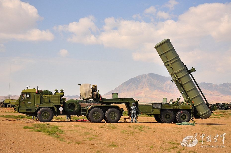 武汉卓尔队员艰苦备训，迎接强敌