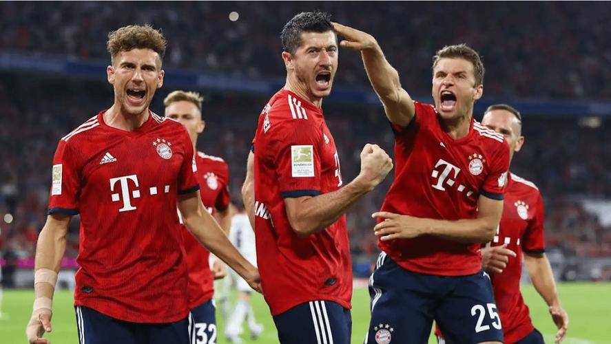 关于足球明星的争锋对决，为国际赛场增添激情火花的信息