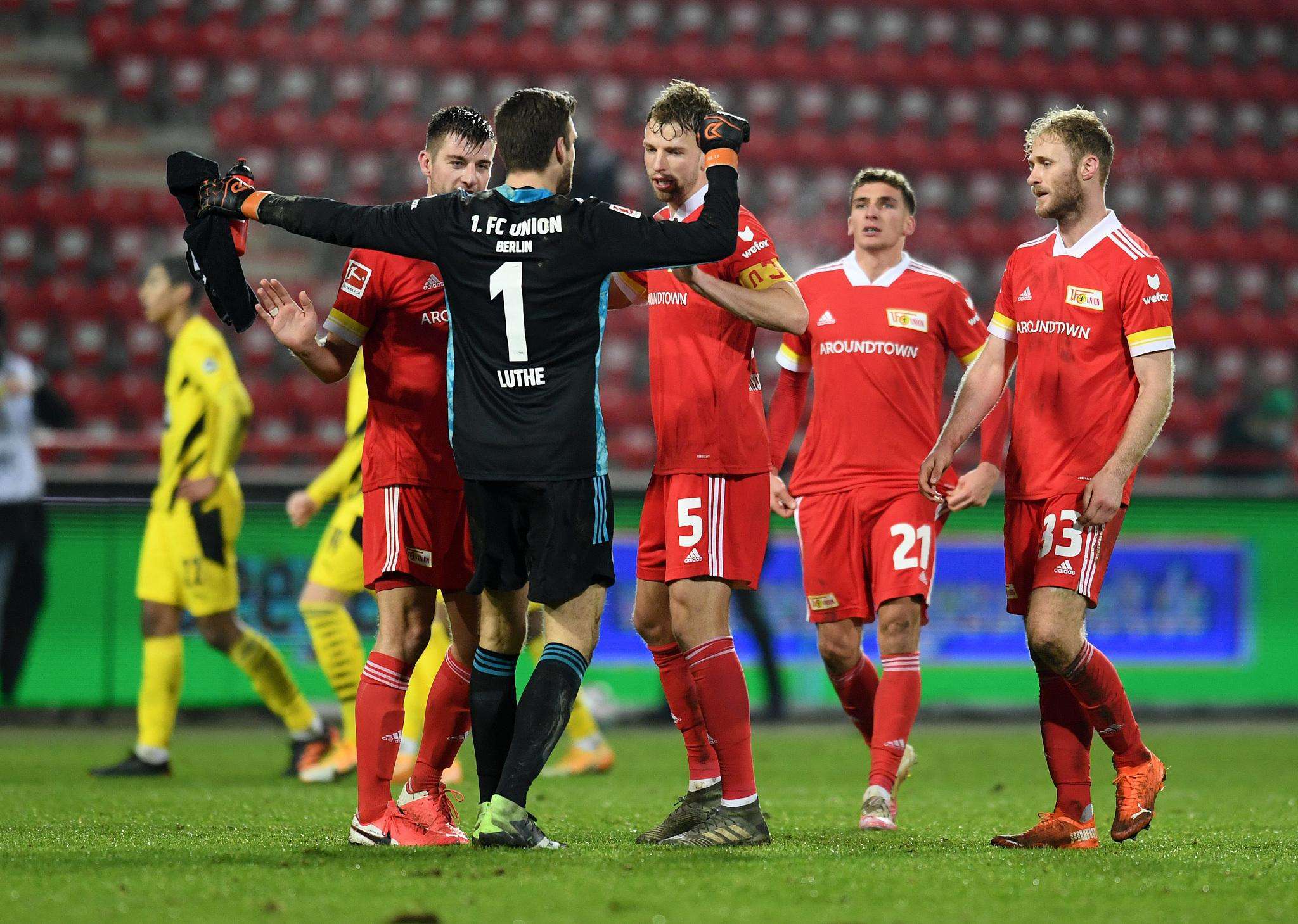 关于罗马客场大捷，夺取关键三分的信息