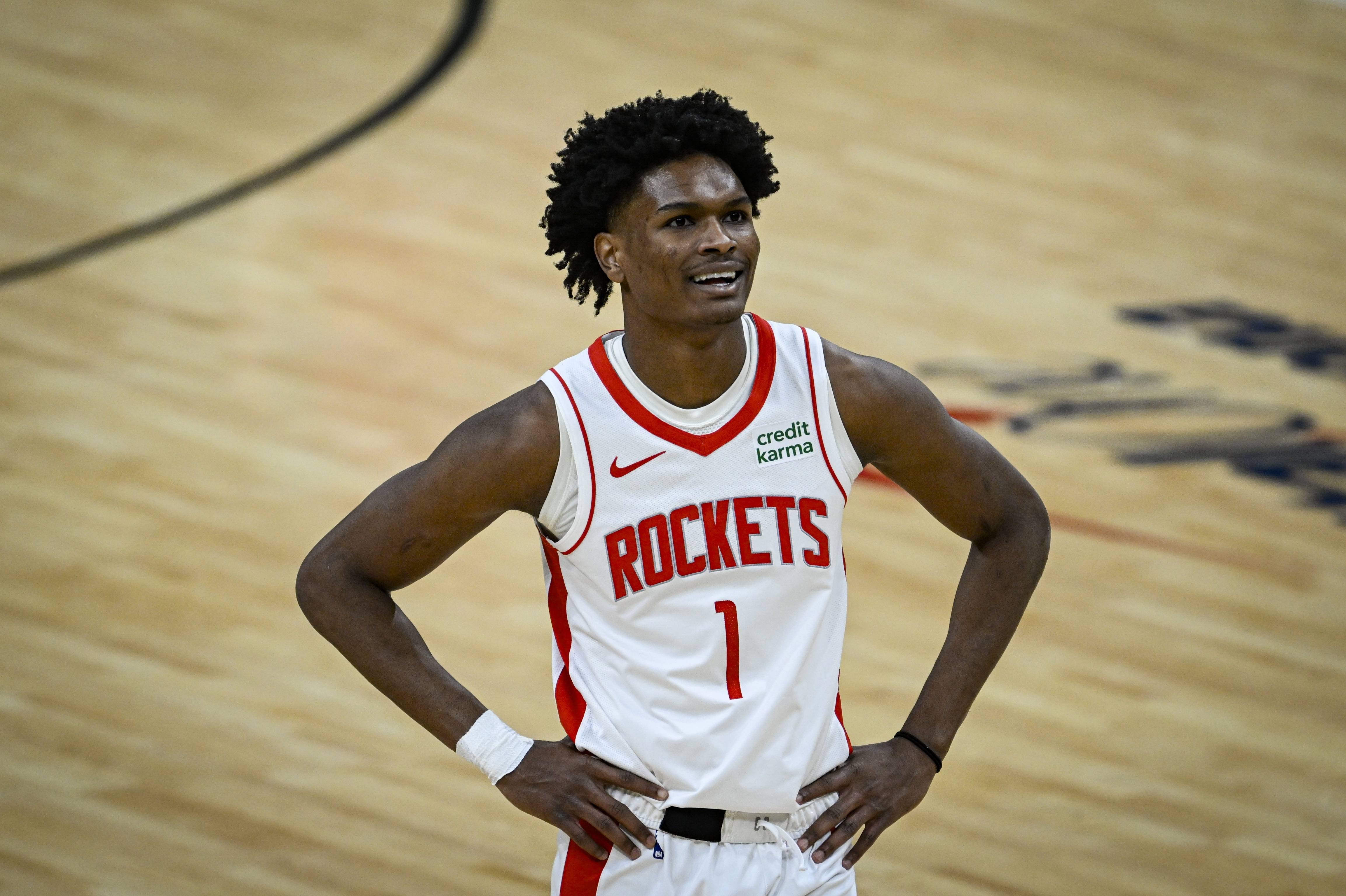 熊猫体育-包含火箭队豪取5连胜，战绩逐渐回暖的词条