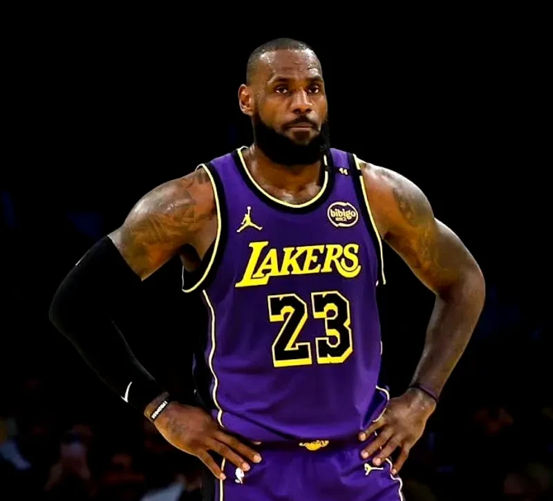 快船队再次战胜湖人,获取关键胜利 快船队再次战胜湖人,获取关键胜利