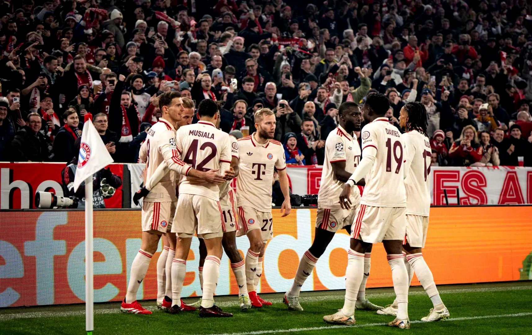 拜仁慕尼黑苦战告败，告别欧冠赛季八强