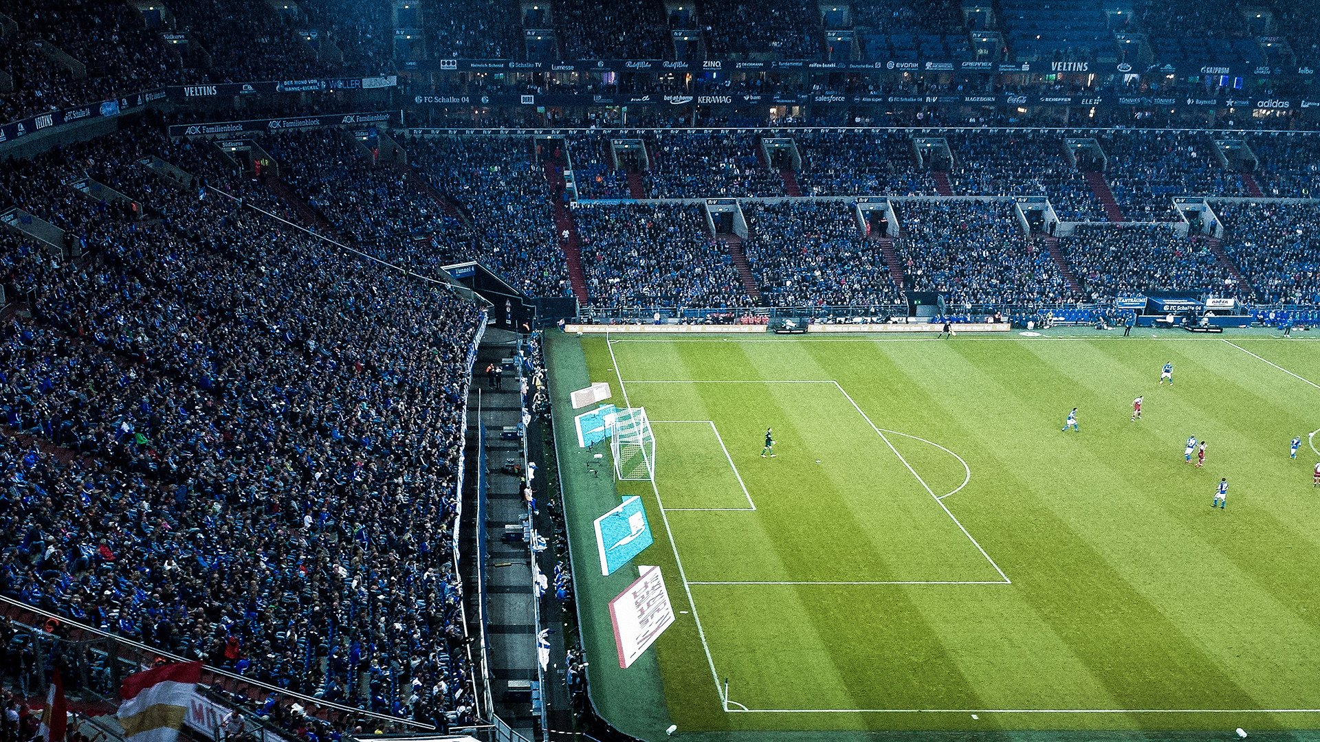 红黑军团被法式收购悄然解体,伯纳乌则见证乌拉圭铁骑的进攻革命